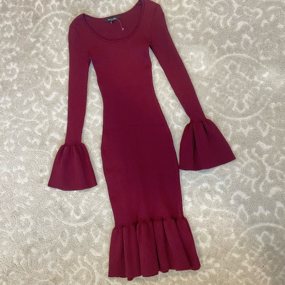 Dresses & Skirts - New look sweater dress ribbed ruffle